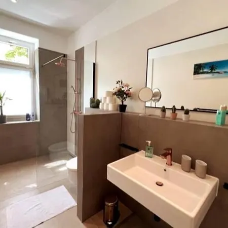 Soul-apartment Terrasse Privat-parkplatz Boxspringbett 55zoll Tv Wlan *